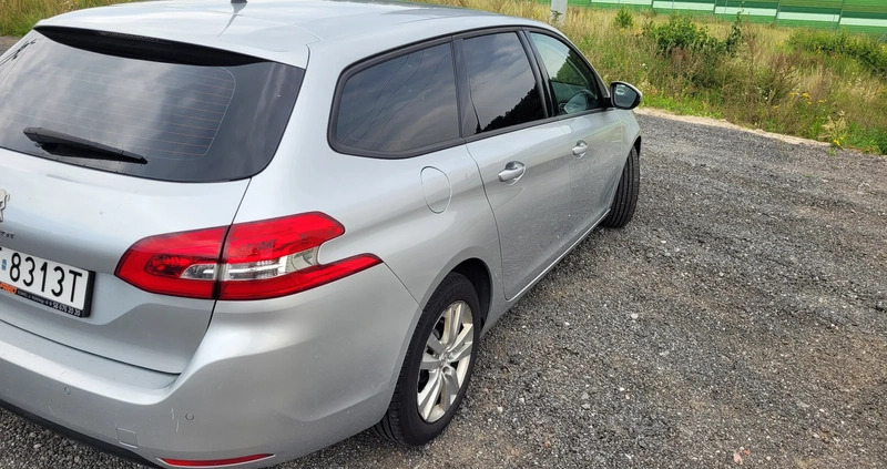 Peugeot 308 cena 38900 przebieg: 143050, rok produkcji 2017 z Gdynia małe 121